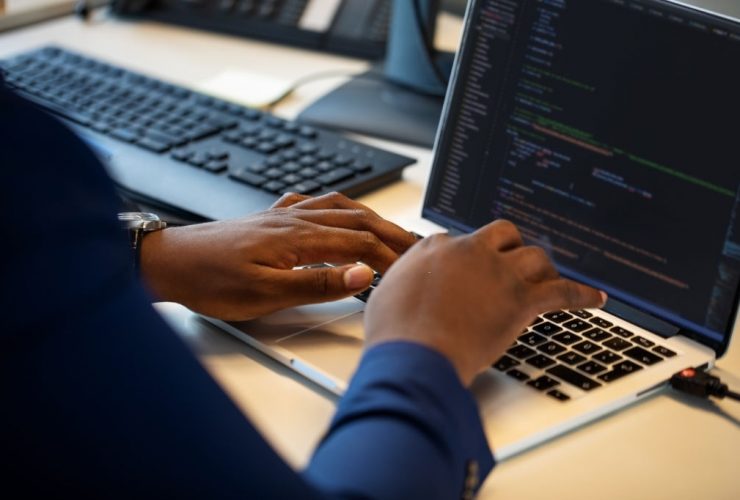 Offre de Stage – Un développeur web stagiaire (H/F) et un développeur mobile stagiaire PHP (H/F)