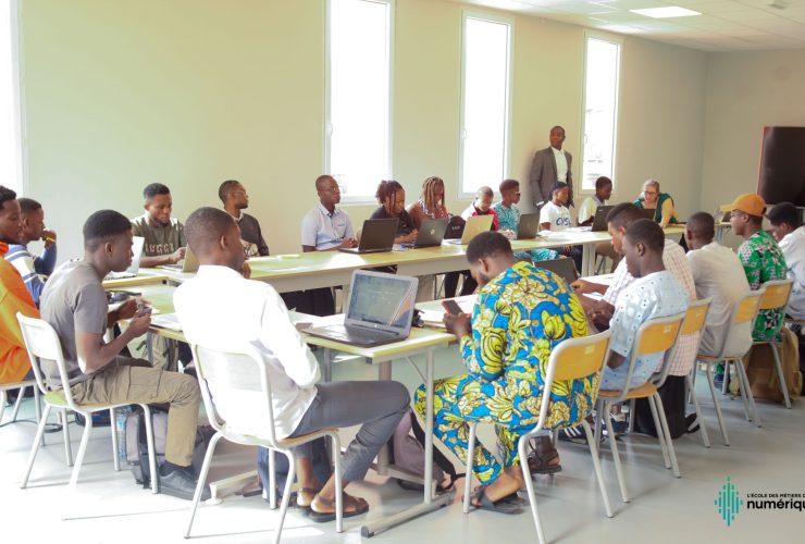 Formation Référent Digital avec les Apprenants de L'École des Métiers du Numérique au Bénin.
